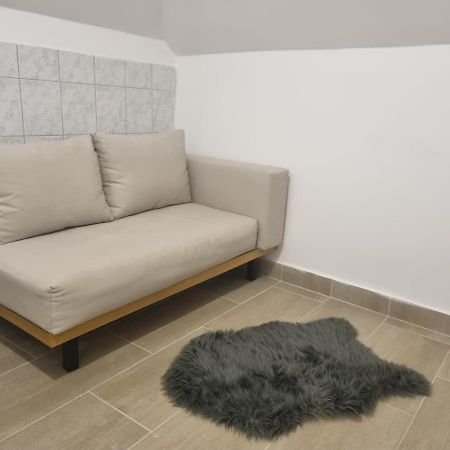 Sosto Apartman Székesfehérvár Exterior foto