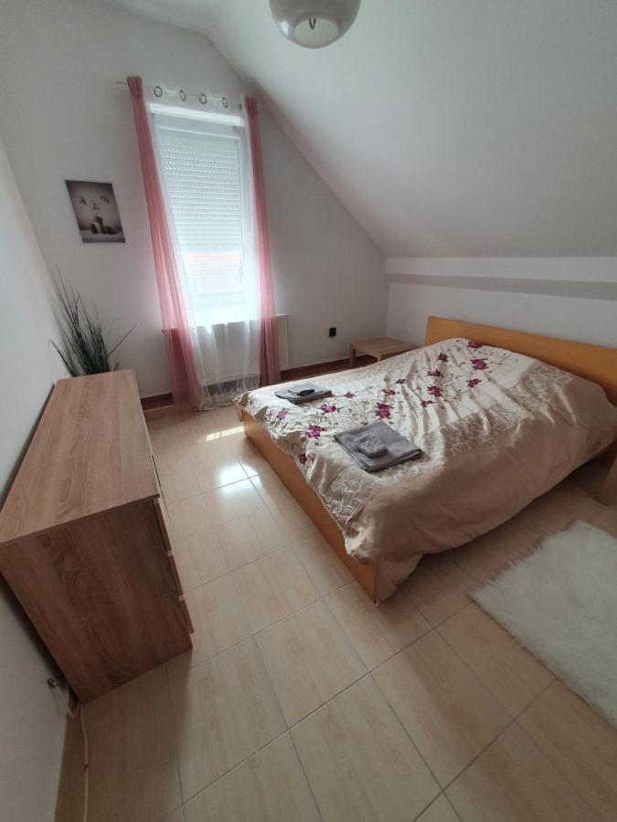 Sosto Apartman Székesfehérvár Exterior foto