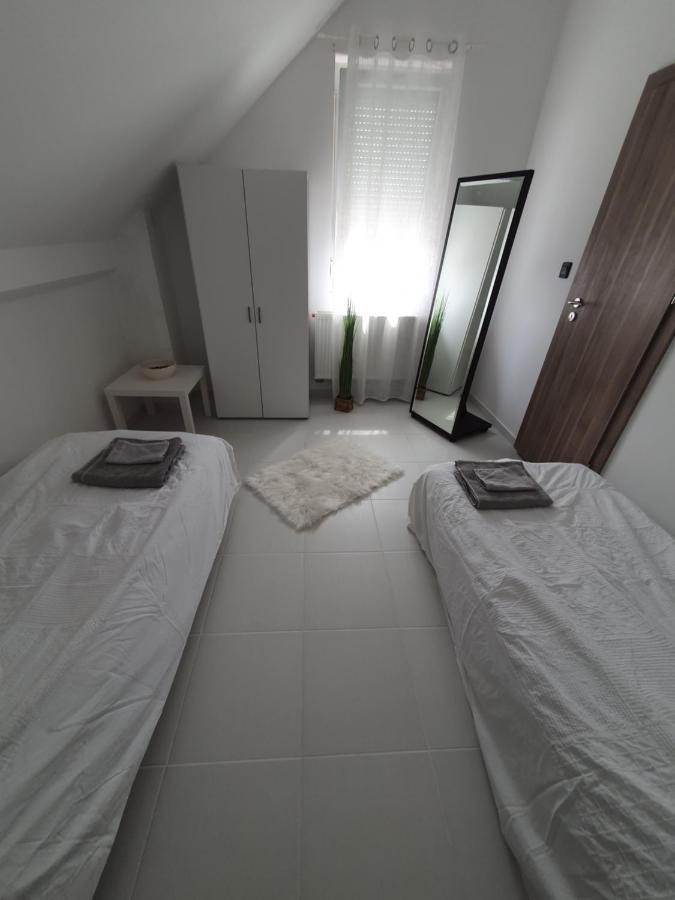 Sosto Apartman Székesfehérvár Exterior foto