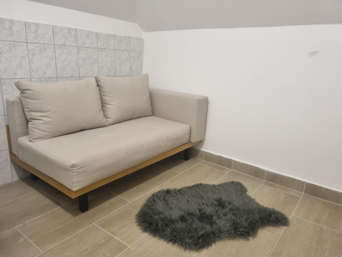 Sosto Apartman Székesfehérvár Exterior foto